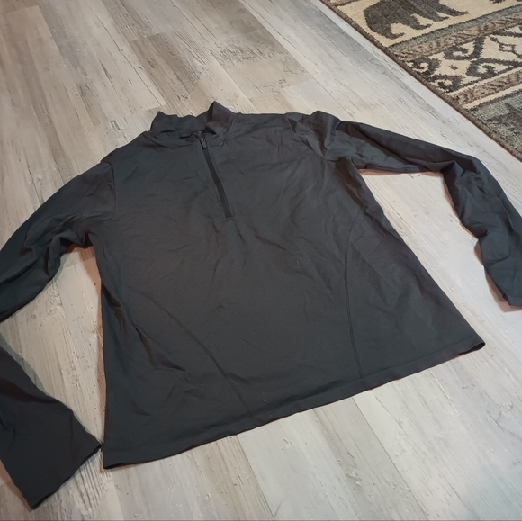 Fabletics Top - Picture 2 of 5